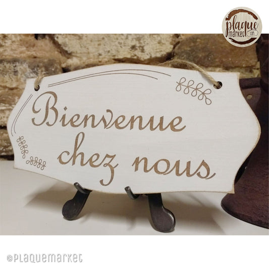 Bienvenue chez nous panneau en bois  de PlaqueMarket